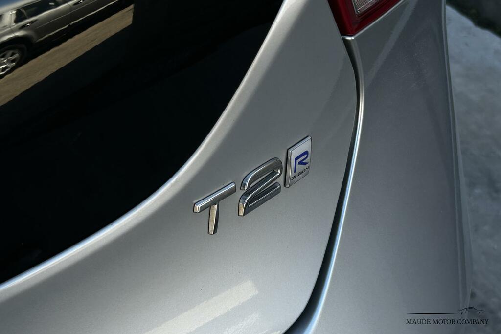 Volvo V40 2.0 T2 R-design Nav Plus Hatchback Manu YE67KRV Silver #6