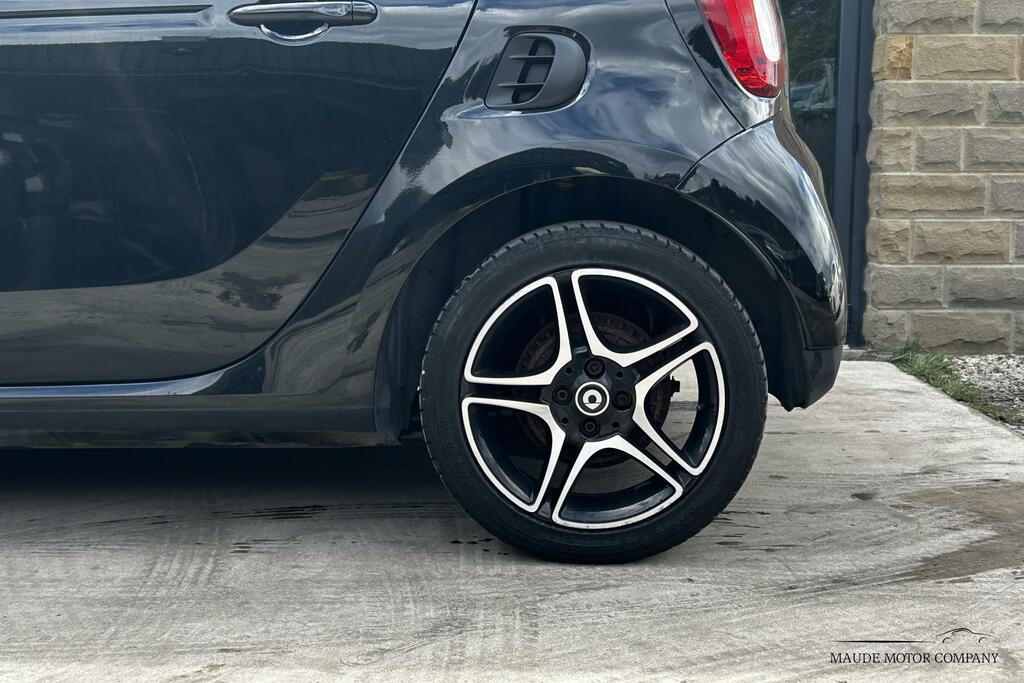 Smart Forfour 17.6Kwh Pulse Premium Hatchback WG20EEM Black #5