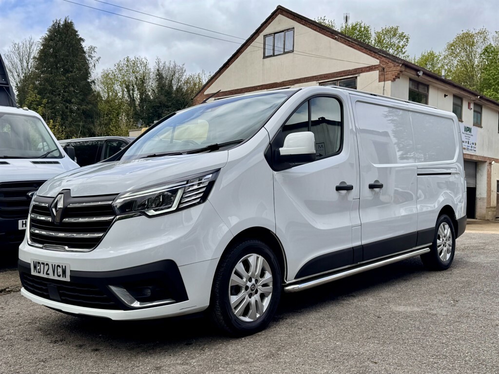 Renault Trafic 2.0L Ll30 Sport Dci MD72VCW White #2