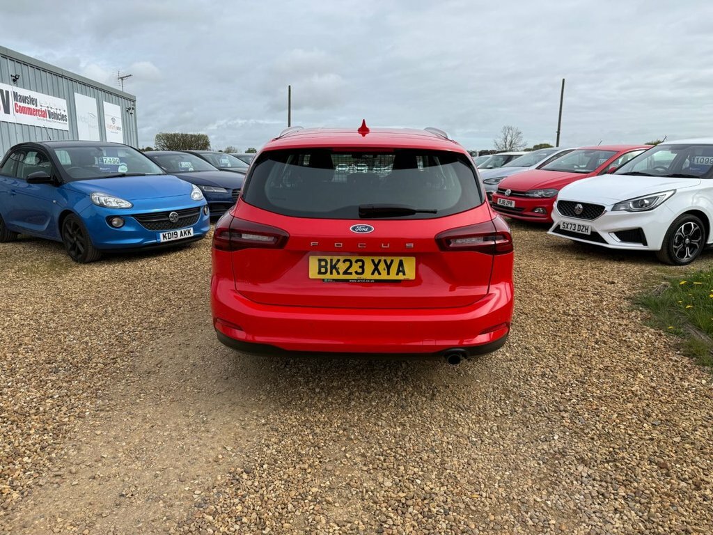 Ford Focus 1L Titanium BK23XYA Red #6