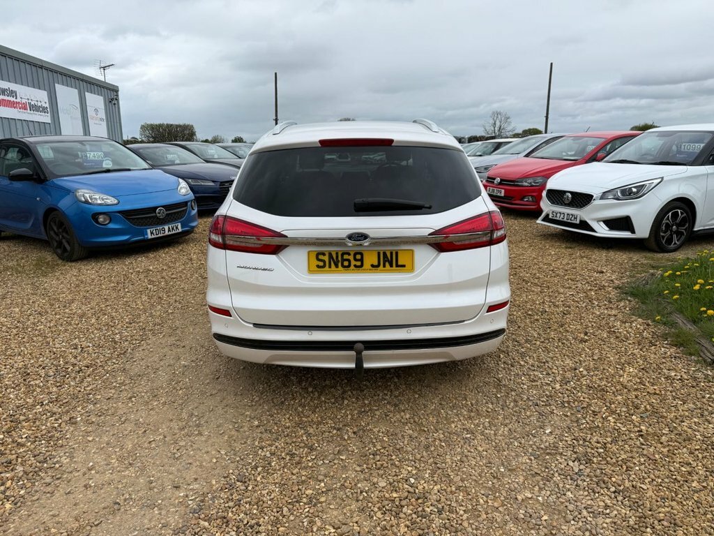 Ford Mondeo 2L Titanium Edition SN69JNL White #6