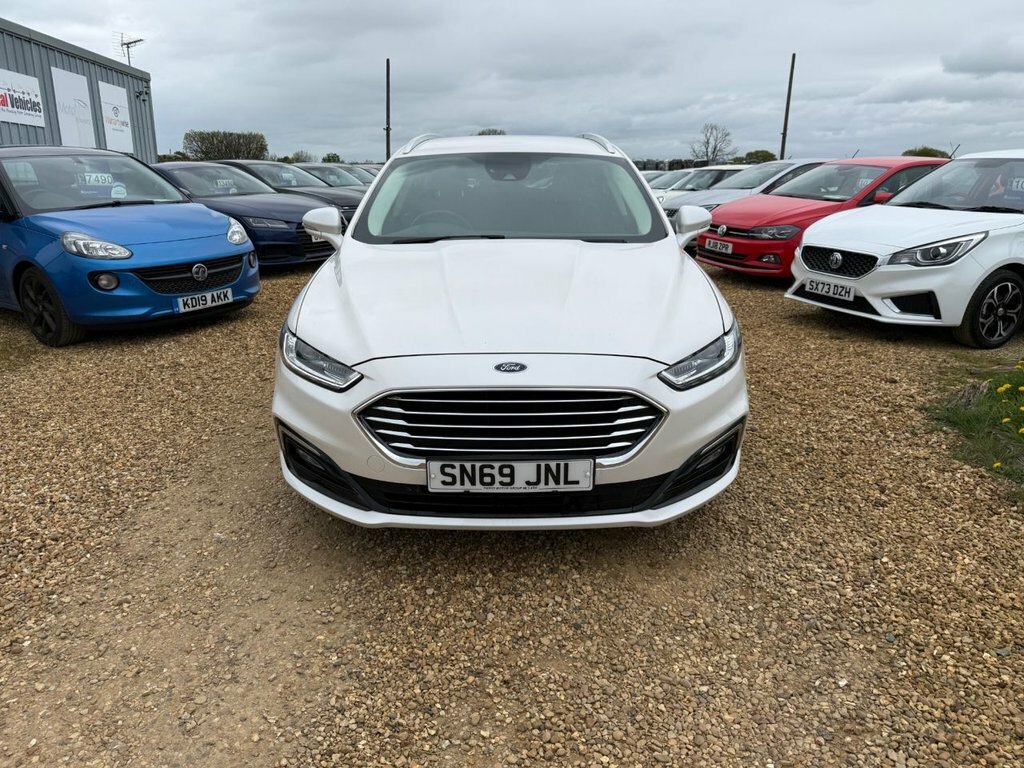 Ford Mondeo 2L Titanium Edition SN69JNL White #2