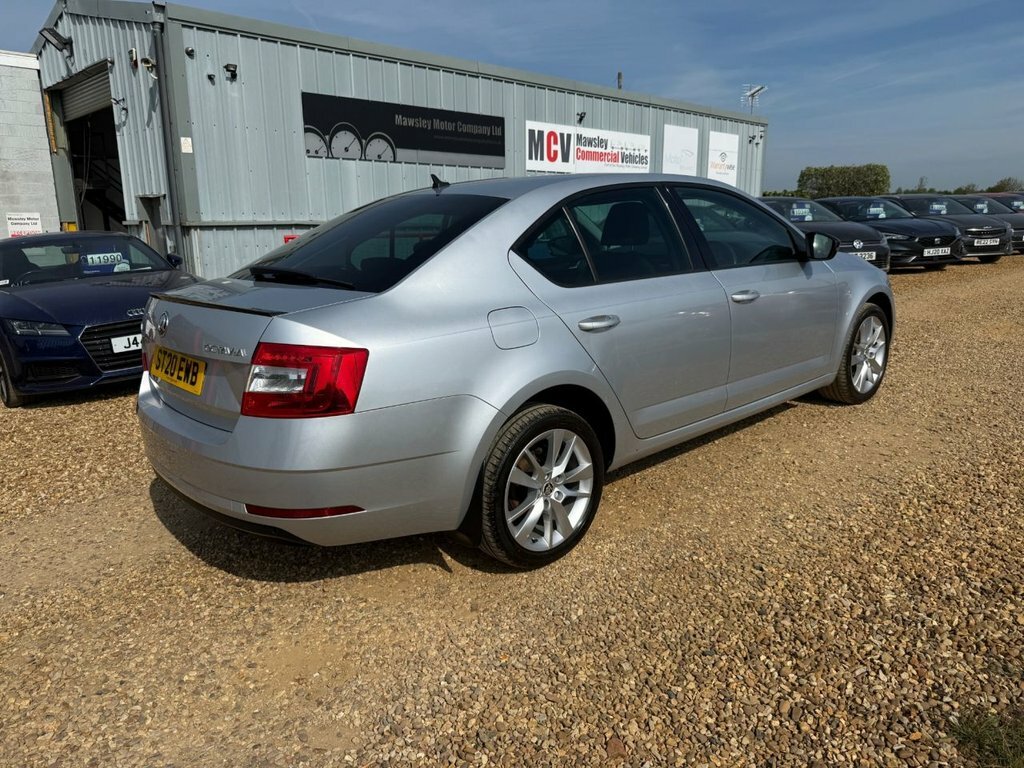 Skoda Octavia 1.5L Se L Silver #3
