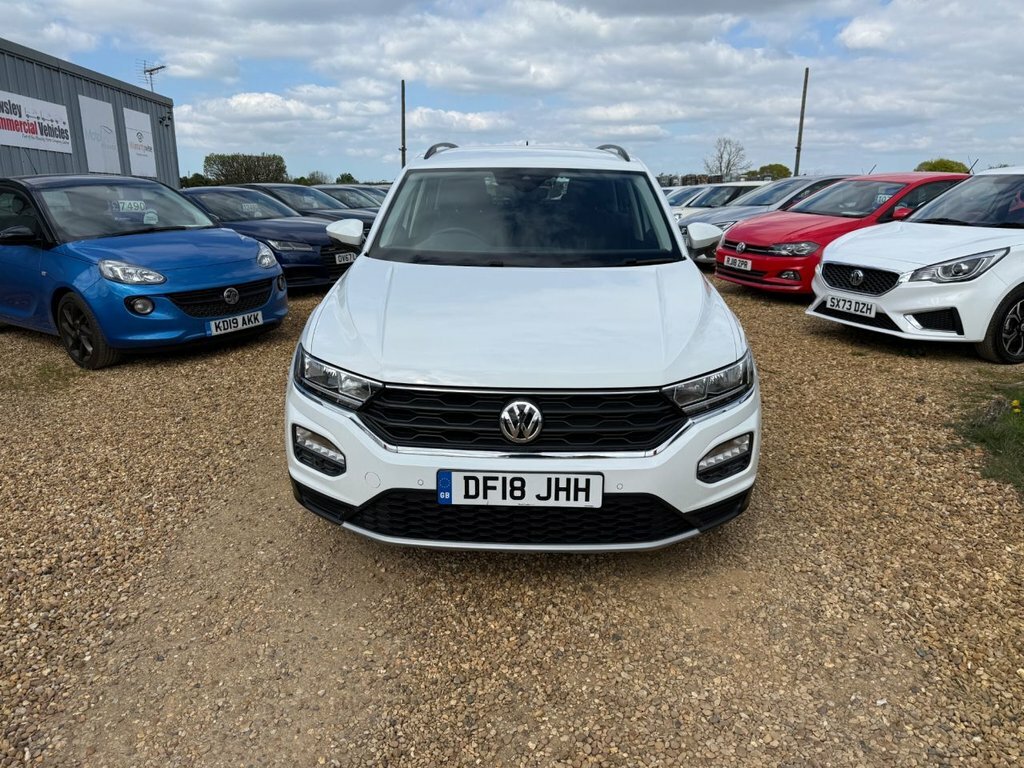Volkswagen T-Roc 1L Se DF18JHH White #2