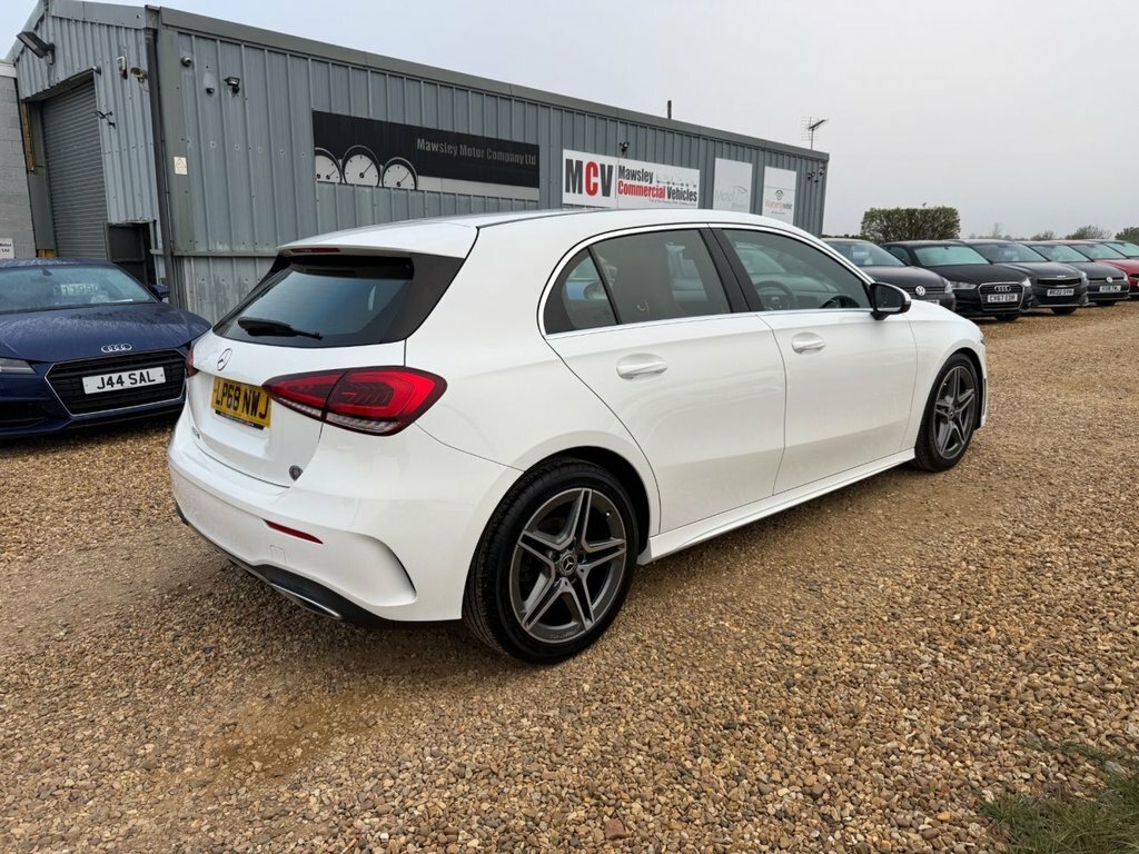 Mercedes-Benz A Class 1.3L Amg Line LP68NWJ White #3