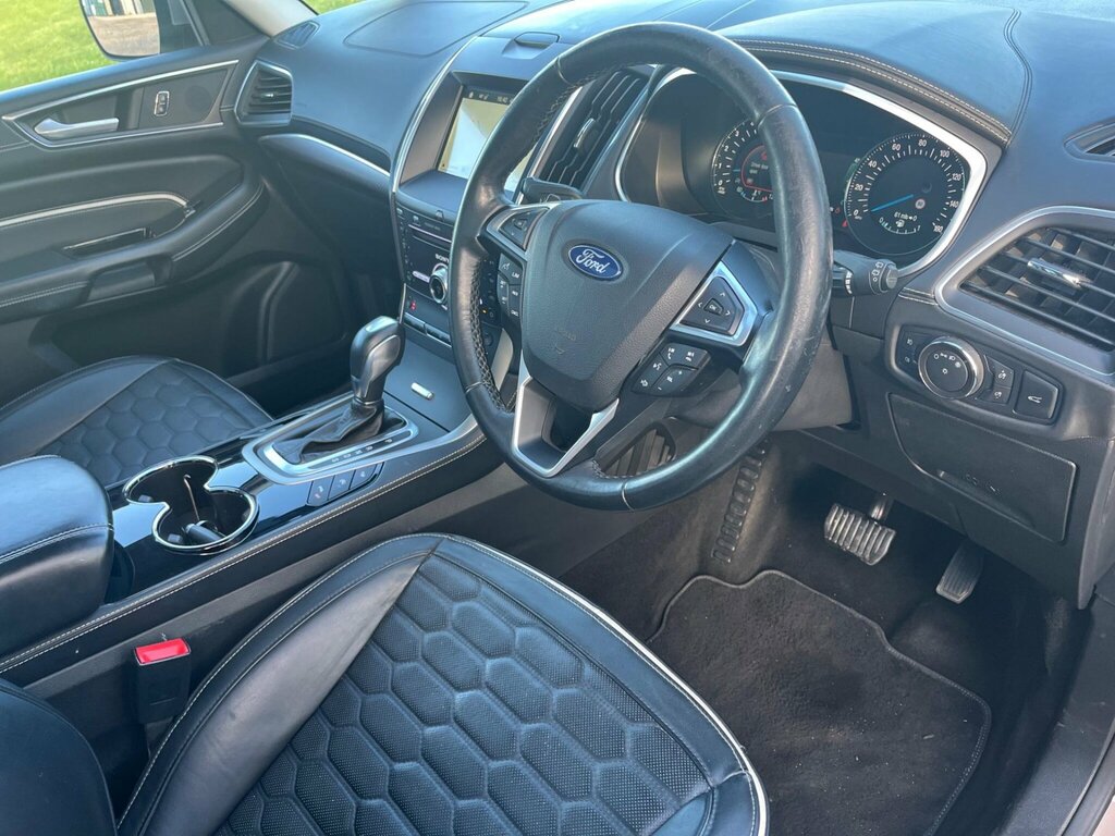 Ford S-Max 2.0 Tdci Vignale Mpv Powershift Euro 6 FT67FME Beige #2