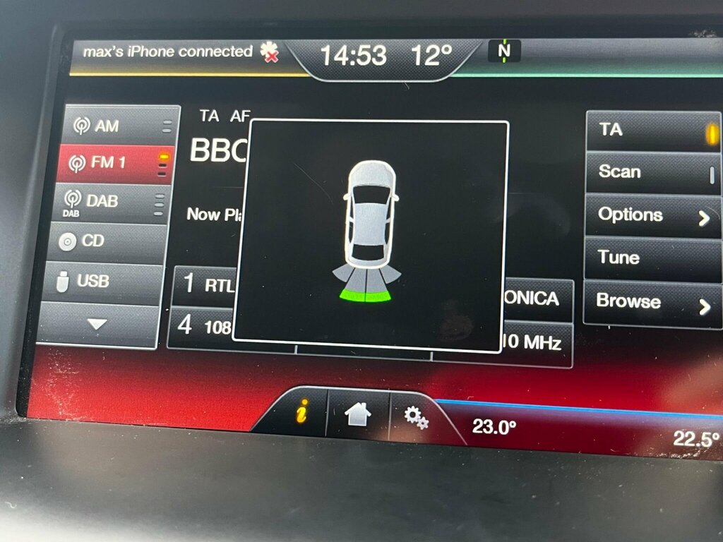 Ford Focus 1.0T Ecoboost Titanium Hatchback E Red #4