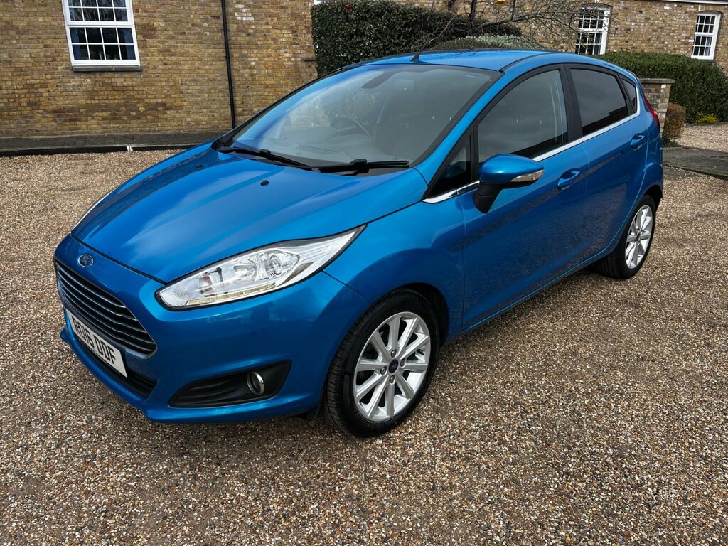 Ford Fiesta 1.0T Ecoboost Titanium Hatchback Powers 