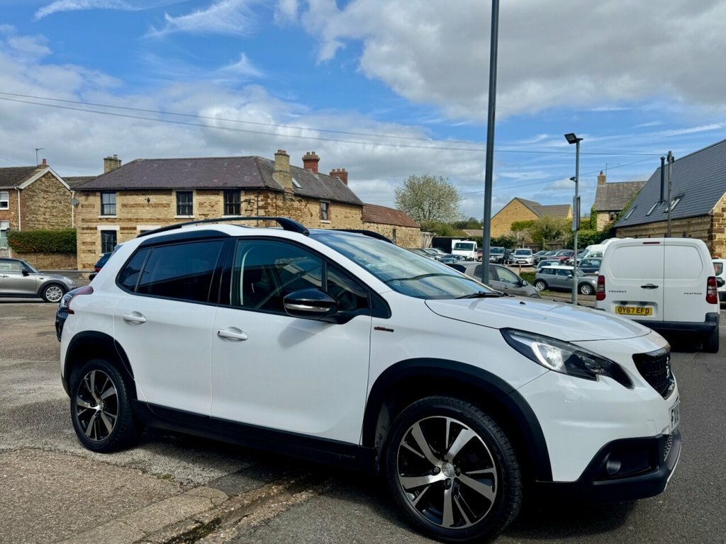 Peugeot 2008 1.6L Gt Line White #3