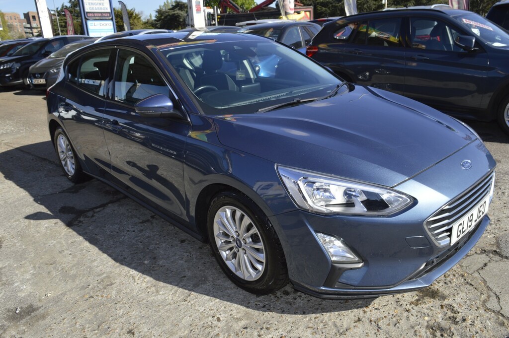 Ford Focus Hatchback 1.0 T Ecoboost Titanium 2019 Blue