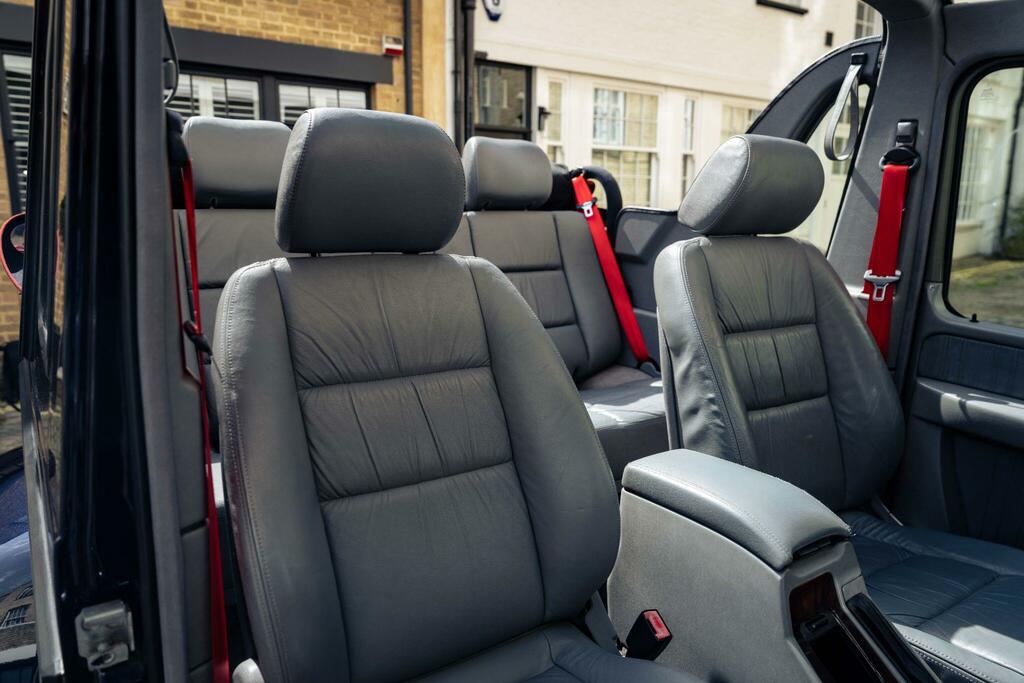 Mercedes-Benz G Class 4.0 G400 Cdi Swb 250 Bhp Black #17