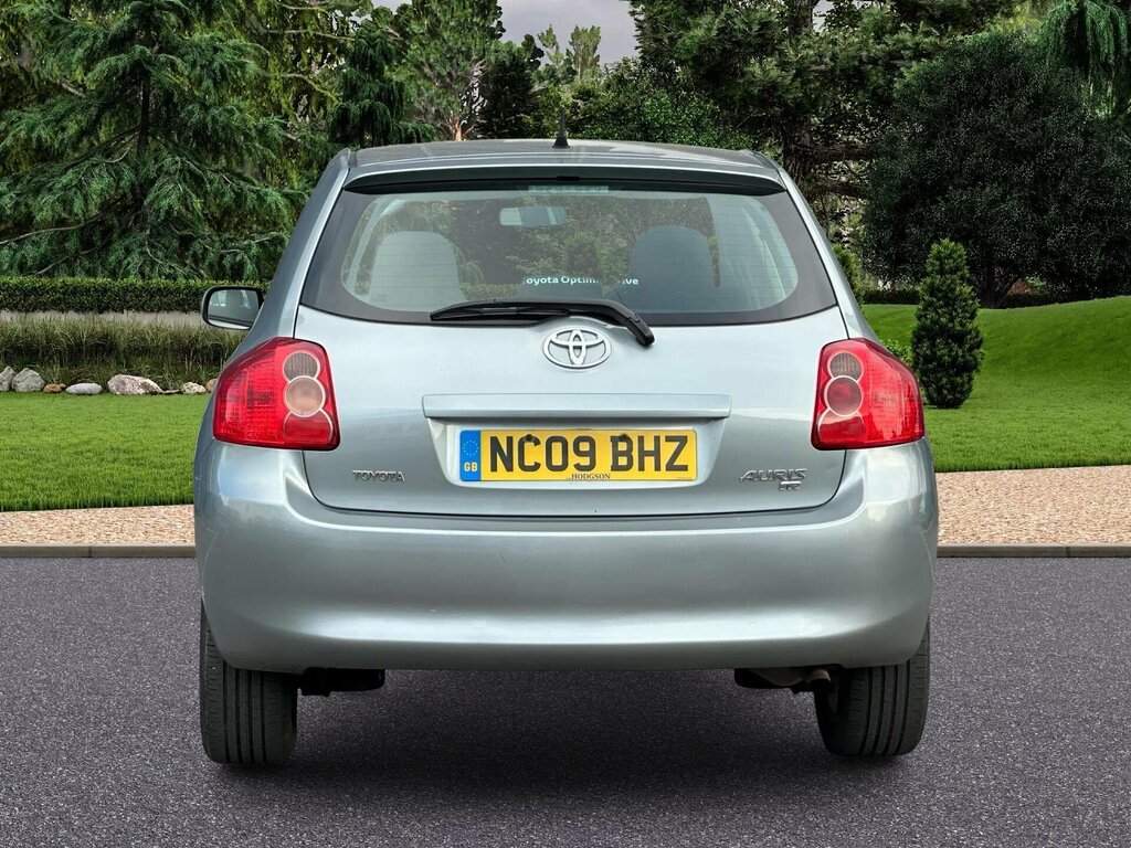 Toyota Auris 1.33 Vvt-i Tr Ss Silver #5