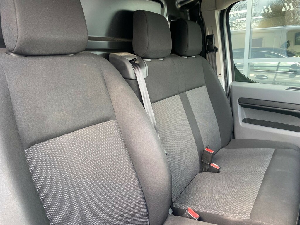 Vauxhall Vivaro 1.5 Turbo D 2900 Dynamic L2 H1 Euro 6 Ss 6Dr DS72VLC #4