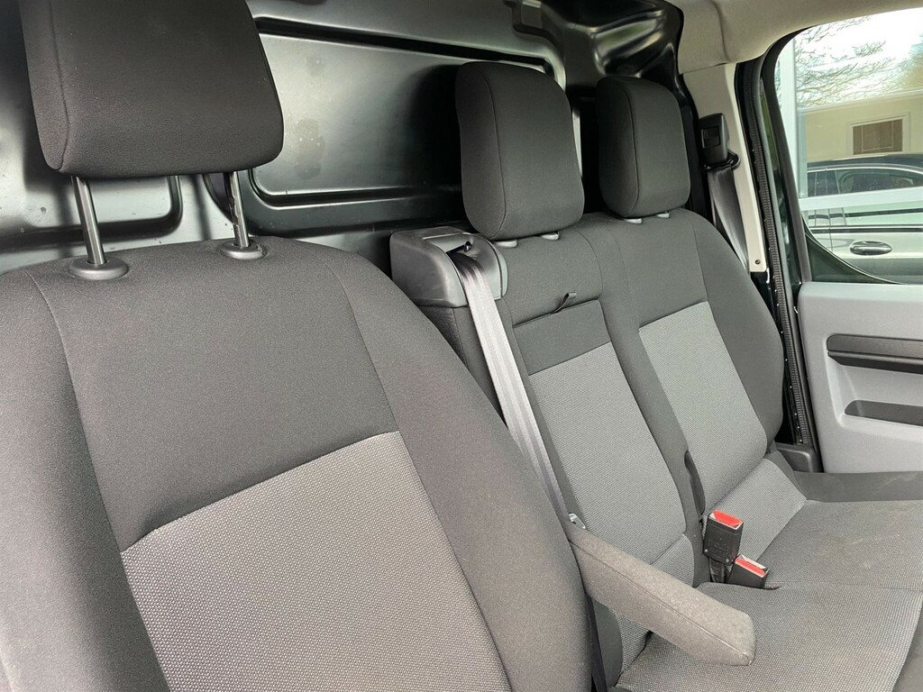 Vauxhall Vivaro 2.0 Turbo D 3100 Sportive L2 H1 Euro 6 Ss 6Dr  #5