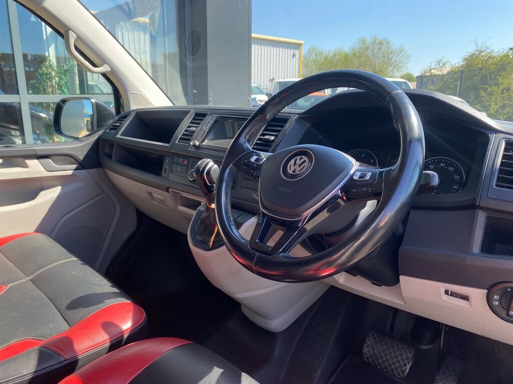Volkswagen Transporter Sportline 2.0 Sportline Bitdi T32 Bluemotion Tech Sportline  #4