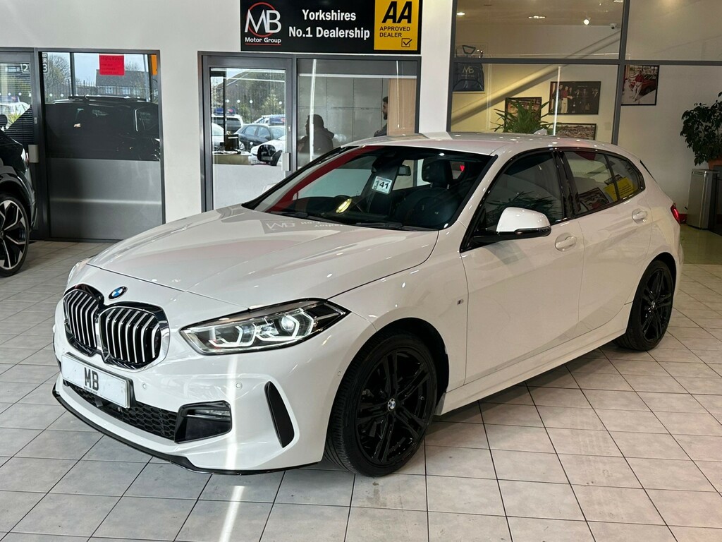 BMW 1 Series Hatchback 1.5 118I M Sportcat-n 202424 LM24ZTB White #5