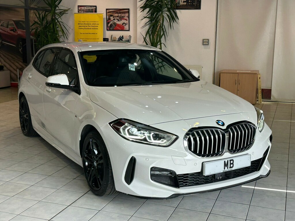 BMW 1 Series Hatchback 1.5 118I M Sportcat-n 202424 LM24ZTB White #2
