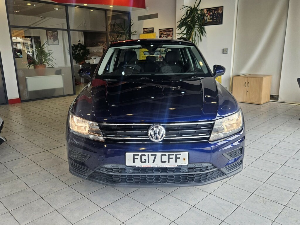 Volkswagen Tiguan Suv 1.4 Tsi Bluemotion Tech S 201717 FG17CFF Blue #2