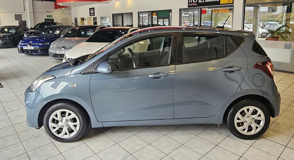 Hyundai I10 Hatchback 1.0 I10 Se 1.0 My17 201717 YP17RBZ Blue #5