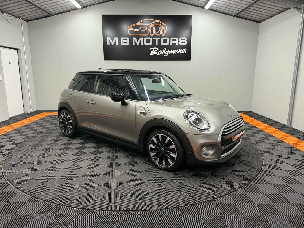 Mini Hatch Cooper Exclusive
