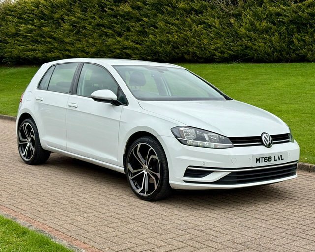 Volkswagen Golf 1.6 Tdi Se Nav White