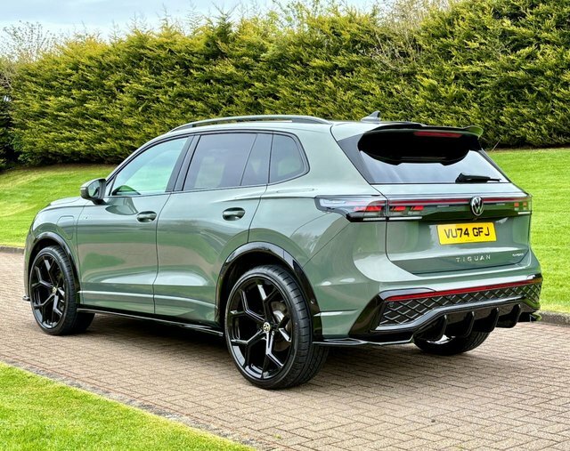 Volkswagen Tiguan 1.5 Tsi Ehybrid 19.7Kwh VU74GFJ Green #4
