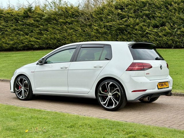 Volkswagen Golf 2.0 Tsi Gpf Gti YC69FAJ White #6