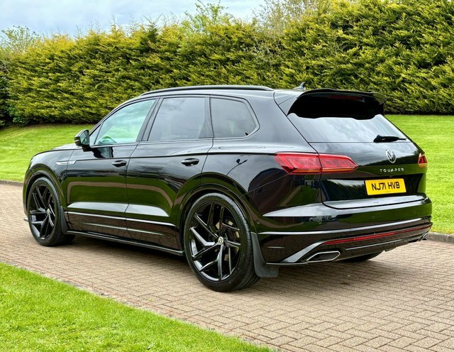 Volkswagen Touareg 3.0 Tdi V6 Black NJ71HVB Black #4