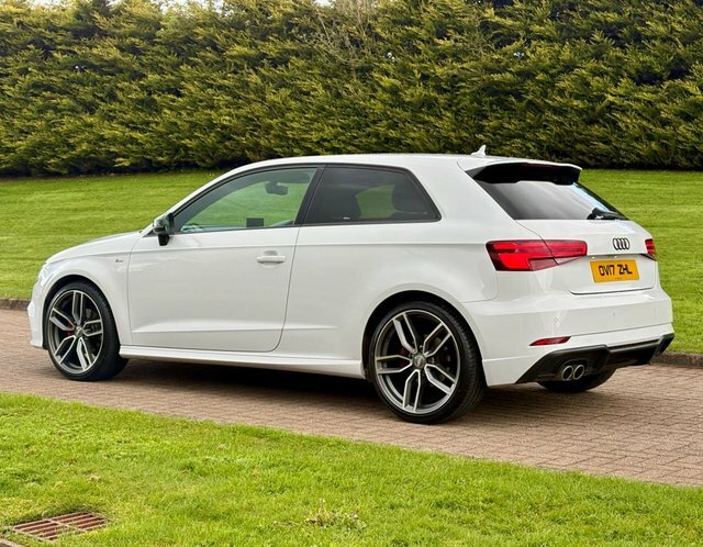 Audi A3 2.0 Tdi Black Edition OV17ZHL White #6
