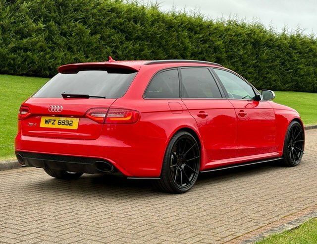 Audi RS4 Avant 4.2 Fsi V8 Estate Red #3