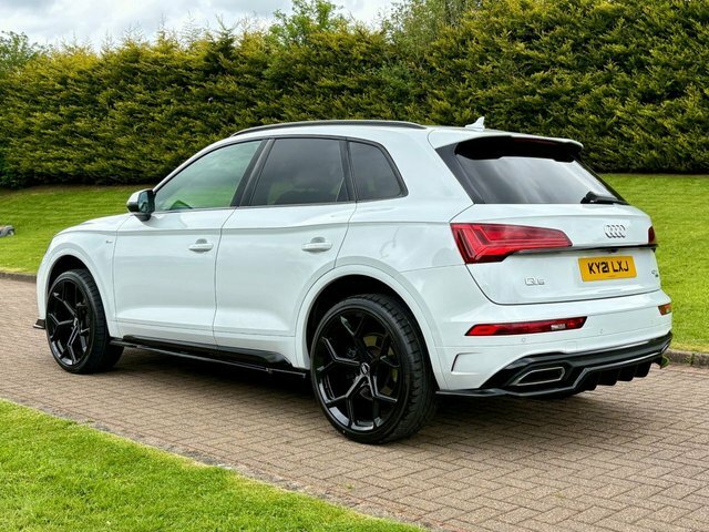 Audi Q5 2.0 Tdi 40 S KY21LXJ White #4