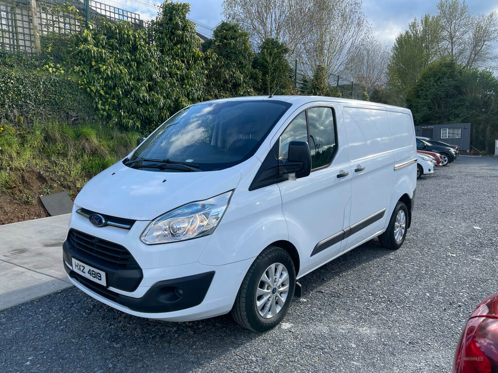 Ford Transit Custom 2.2 Tdci 125Ps Low Roof Trend Van White