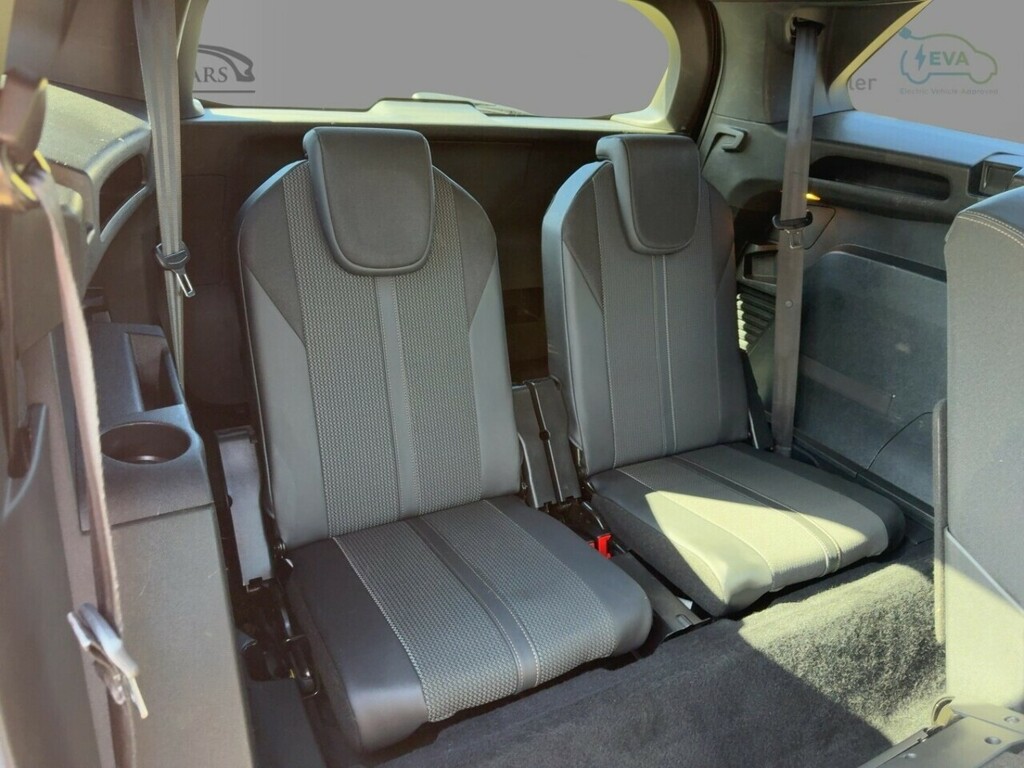 Peugeot 5008 Puretech Gt YS71TFU Red #2