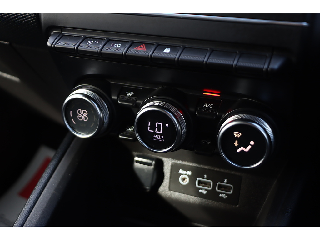 Renault Clio Tce Iconic BP71KFG Black #6