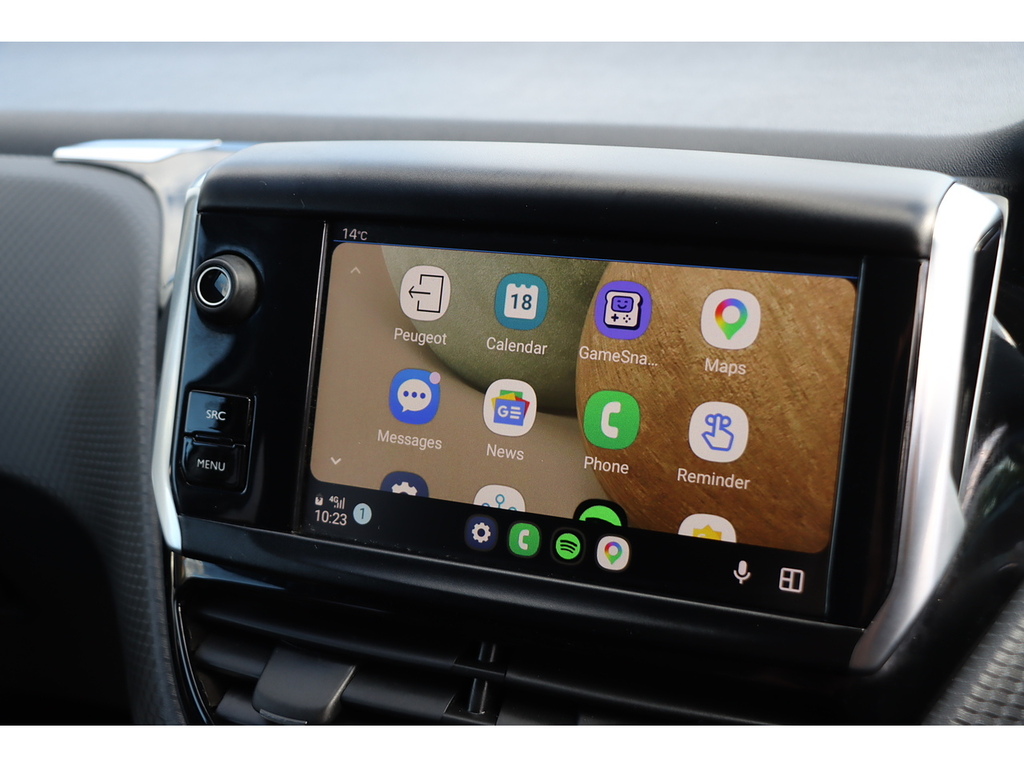 Peugeot 2008 Puretech Allure SV67TGK Green #5
