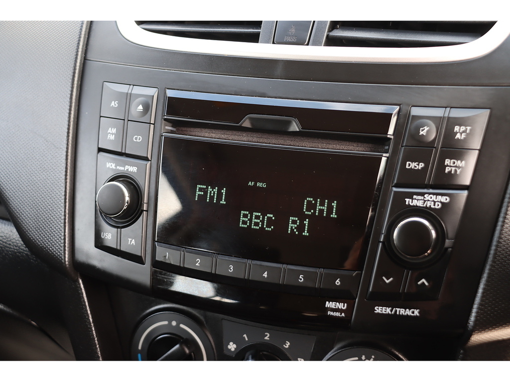 Suzuki Swift Sz2 ML15GXB Red #2