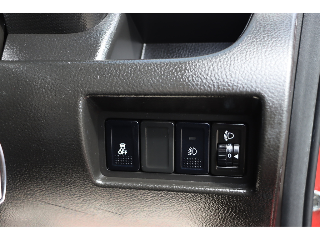 Suzuki Swift Sz2 ML15GXB Red #6