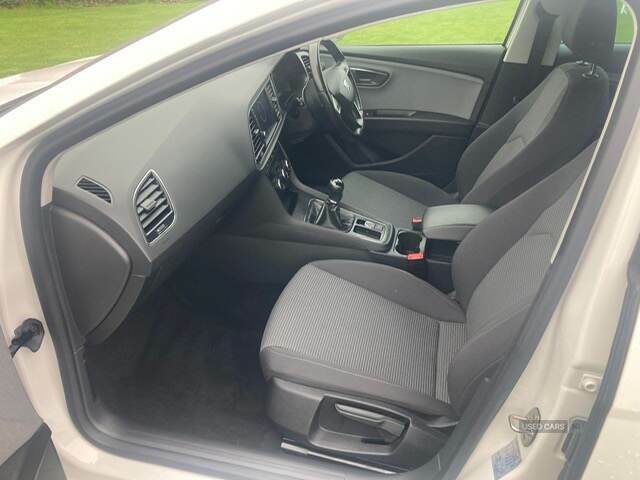 Seat Leon 1.6 Tdi Se Dynamic Ez KR20EFN White #6