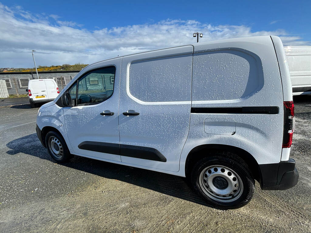 Citroen Berlingo 1.5 Bluehdi 1000Kg Enterprise Ed 100Ps 6 Speed S S LA72ZSR White #5