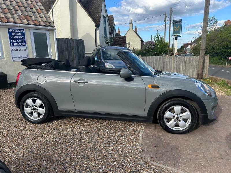 Mini Convertible 1.5 Cooper Euro 6 Ss - 2017 67 MA67JYZ Grey #2