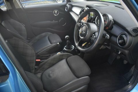 Mini Hatch 1.5 Cooper Hatchback Blue #4