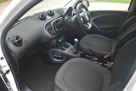 Smart Forfour 1.0 Urbanshadow Hatchback White #5