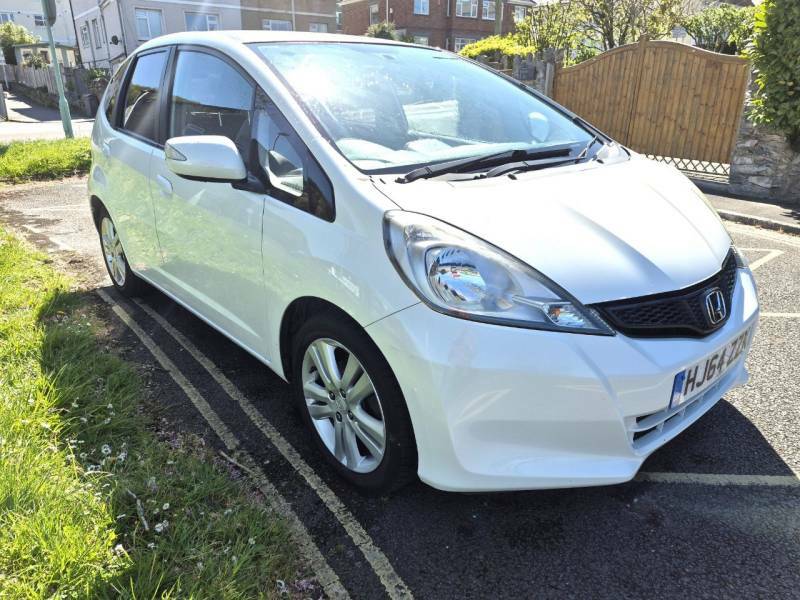 Honda Jazz 1.4 I-vtec Es Plus Cvt - 2014 64 HJ64ZZK White #5