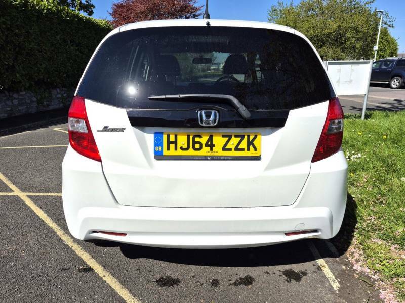 Honda Jazz 1.4 I-vtec Es Plus Cvt - 2014 64 HJ64ZZK White #6