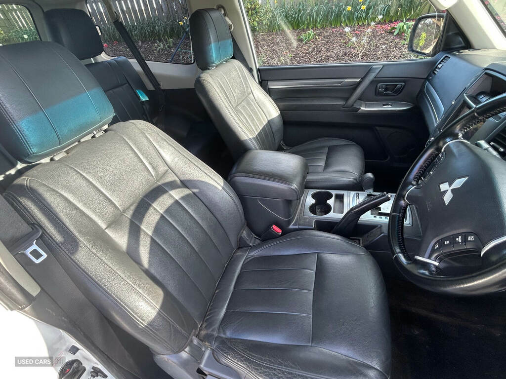 Mitsubishi Shogun 3.2 Di-dc 197 Warrior White #5