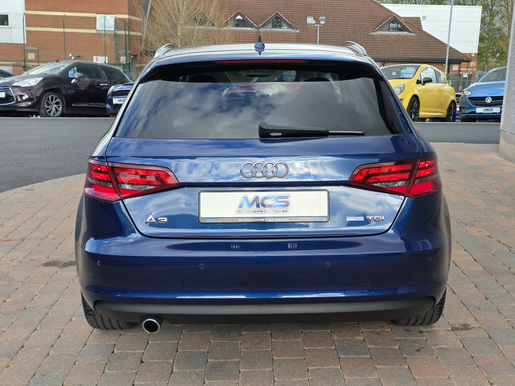 Audi A3 Sportback Sport Tdi FD64HHO #4
