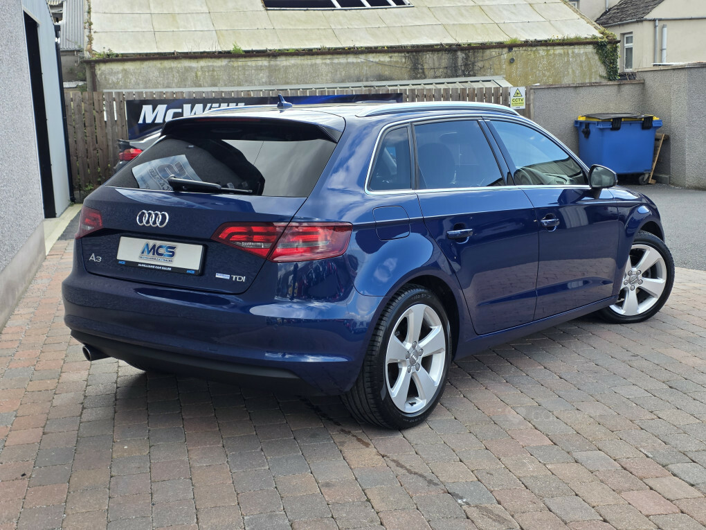 Audi A3 Sportback Sport Tdi FD64HHO #3