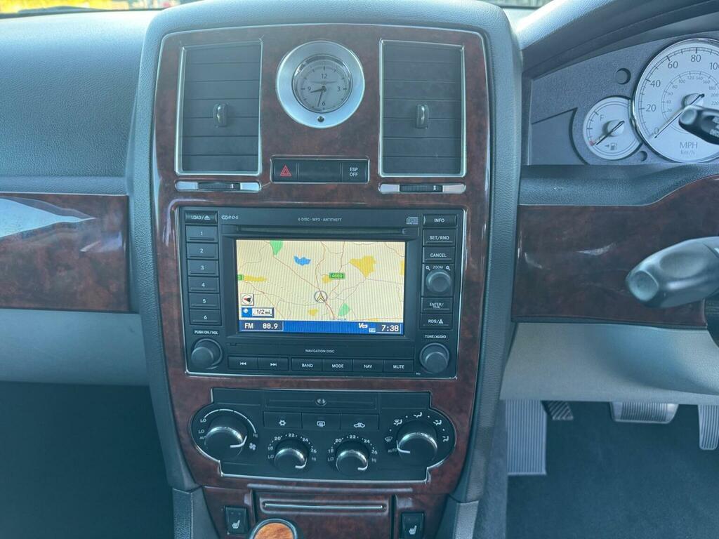 Chrysler 300C Saloon 6.1 Hemi V8 Srt-8 200606 Black #27