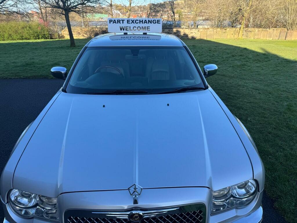Chrysler 300C Saloon 6.1 Hemi V8 Srt-8 200606 Black #42