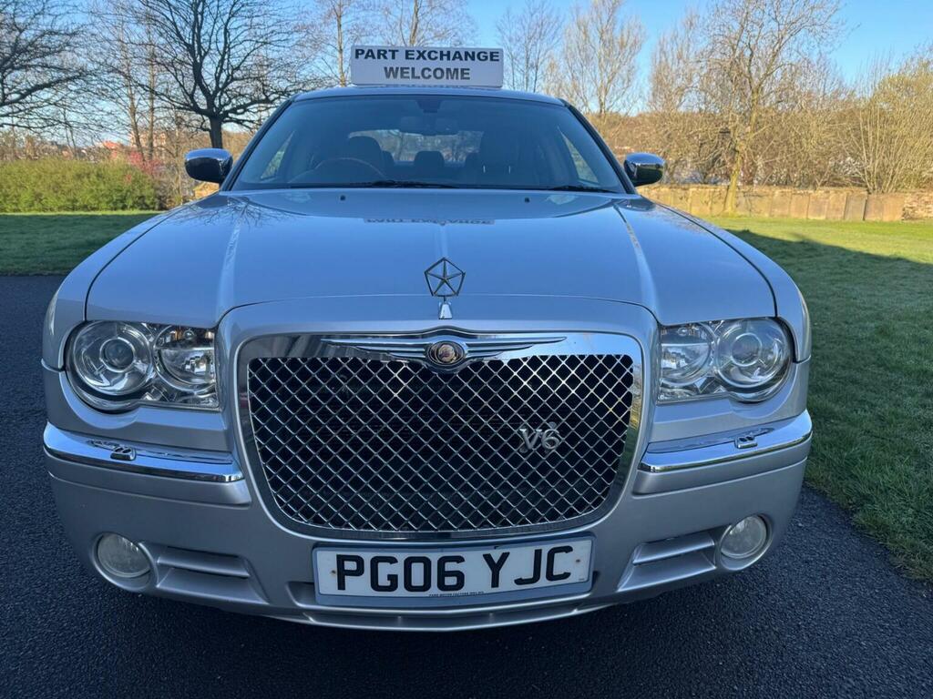 Chrysler 300C Saloon 6.1 Hemi V8 Srt-8 200606 Black #41